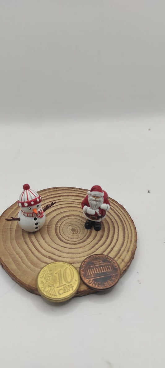 ❄️☃️ Miniature Santa Claus 1 Inch – Hand-Painted Christmas Collectible.