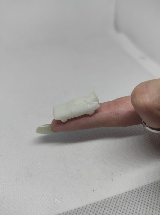 DELOREAN miniature, Game custom TOKEN assortmen, Suitable for N-scale railways and dioramas, gifts, dollhouse, cakes DIY or painted.