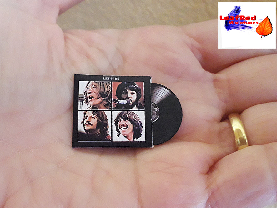 BEATLES Collection. 13 Miniature VINYL record vintage