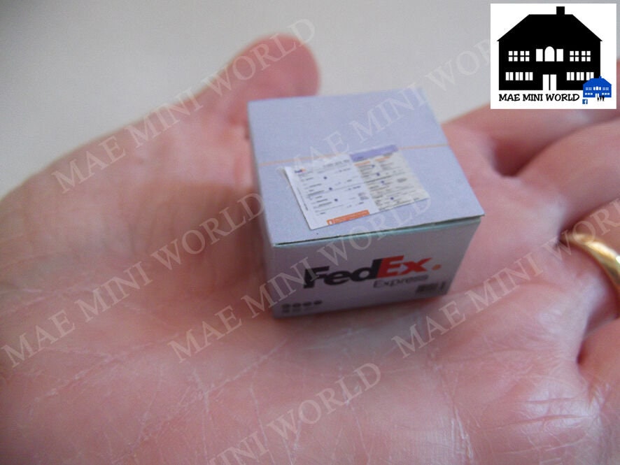 Miniature Shipping boxes. Scales (1:12, 1;6). DHL, Amazon, Fedex, UPS, Seur, Vente Privee ...