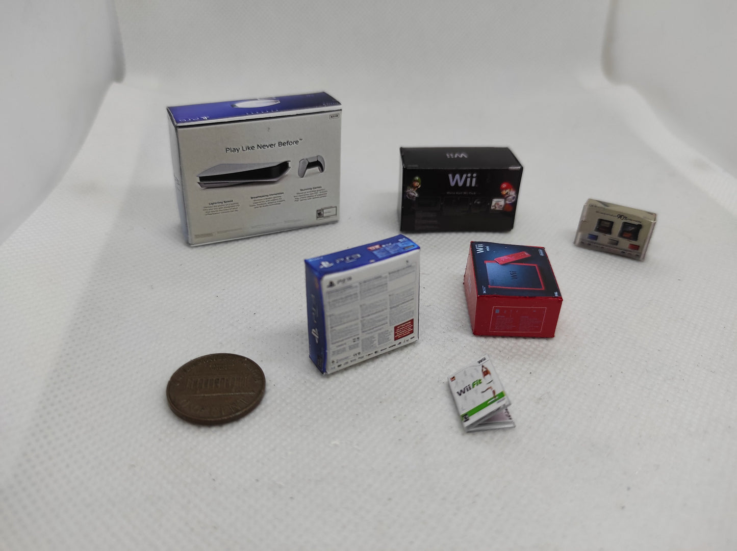 Miniature vintage console boxes. Artisan Handmade. Wii, PS4, PS5, N3DS and PS5