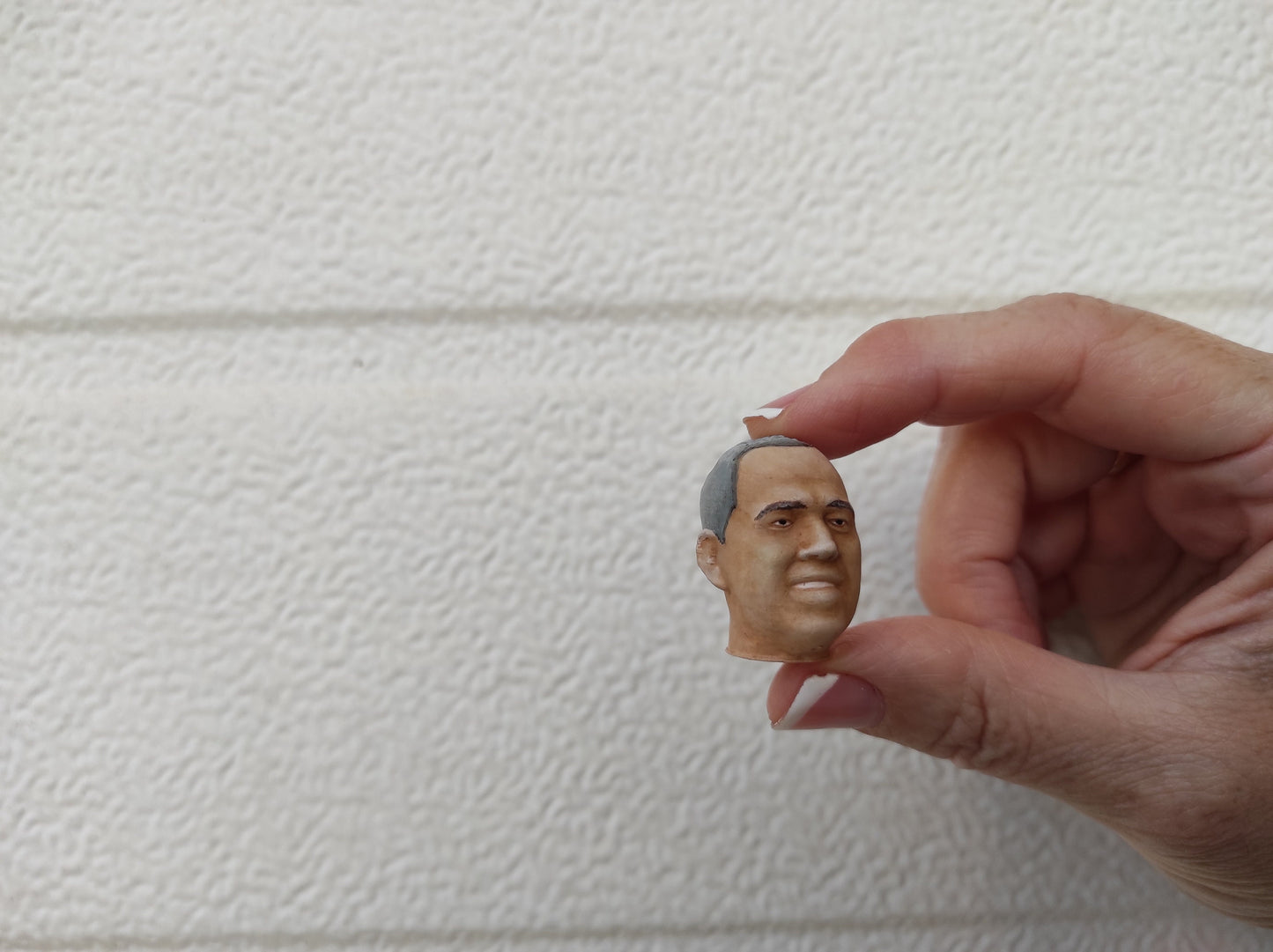 RESIN MADE. Custom 3d HEAD. for birthdays, decoration, gifts, weddings, celebrations. Unpainted or painted.