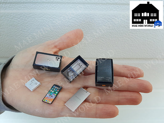 Smartphone Miniature. Scale 1:6